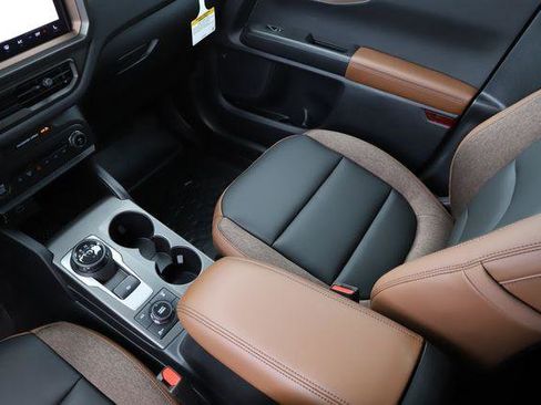 New 2026 Ford Bronco Sport Outer Banks w/ Sasquatch Outer Banks Package AWD/4WD image 27