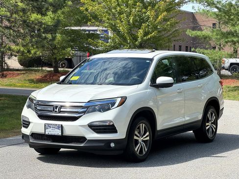 Used 2017 Honda Pilot EX-L image 3