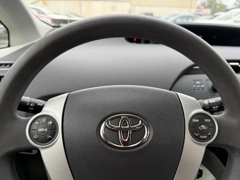 Used 2011 Toyota Prius Three image 20