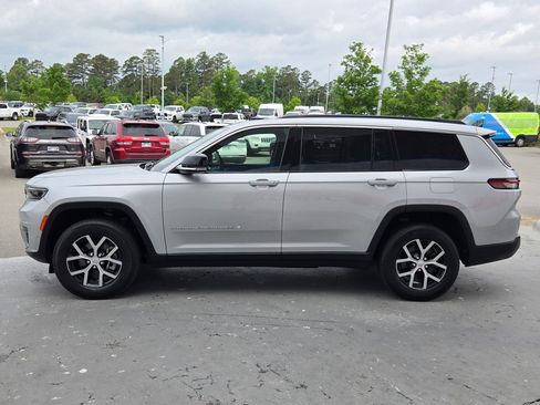 Used 2024 Jeep Grand Cherokee L Limited w/ Luxury Tech Group II AWD/4WD image 4