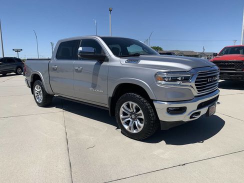 Used 2022 RAM 1500 Limited image 2