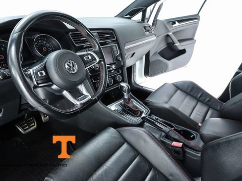Used 2017 Volkswagen GTI SE FWD image 57