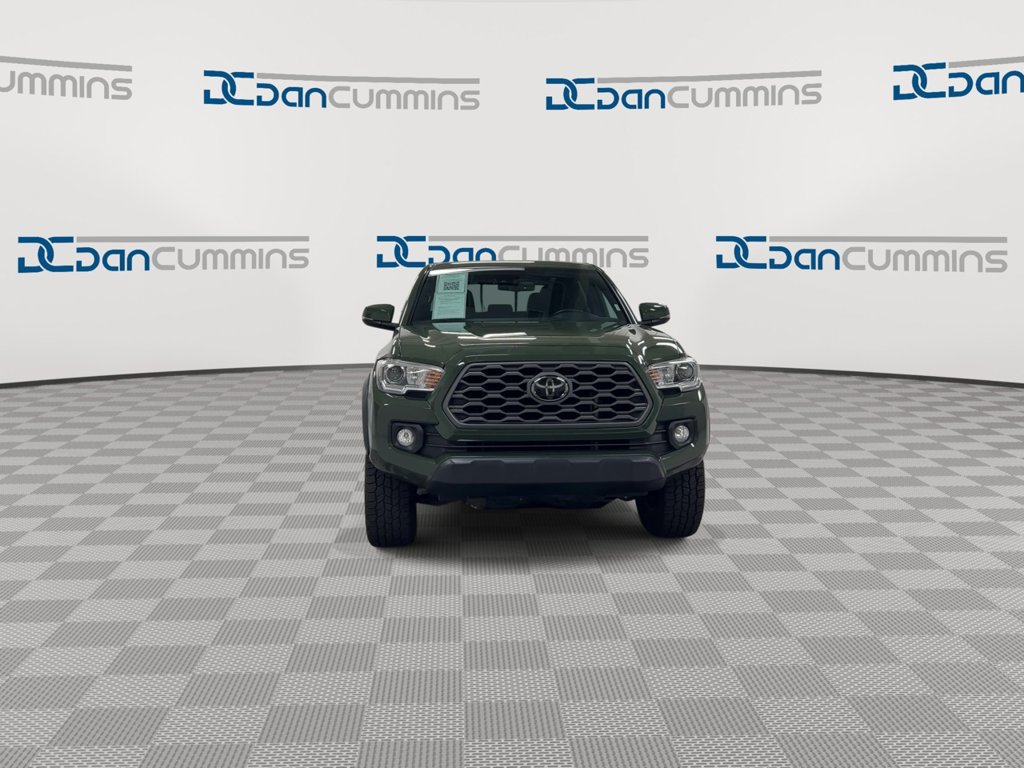 Used 2021 Toyota Tacoma TRD Off-Road AWD/4WD image 3