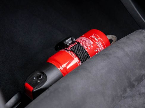 Certified 2014 Porsche 911 GT3 image 28