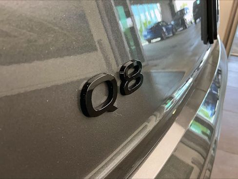 Certified 2025 Audi Q8 Premium Plus AWD/4WD image 32