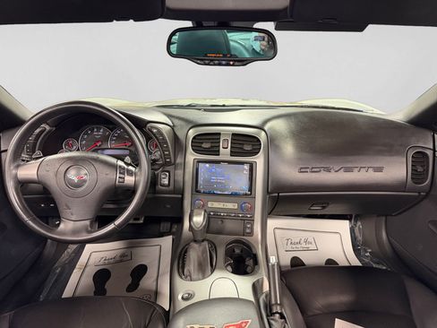 Used 2007 Chevrolet Corvette Convertible w/ Preferred Equipment Group RWD image 17