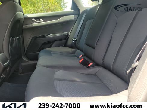 Used 2022 Kia K5 LXS FWD image 13