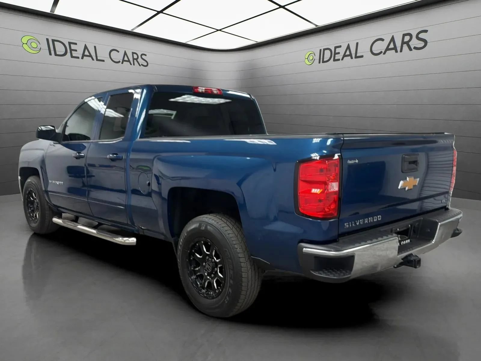 Used 2017 Chevrolet Silverado 1500 LT w/ All Star Edition RWD image 7