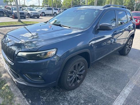 Used 2021 Jeep Cherokee Latitude Lux 80th Anniv w/ Quick Order Package 26U 80TH image 31