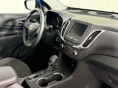 Used 2024 Chevrolet Equinox LT FWD image 34