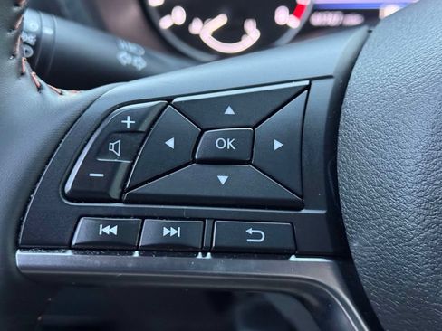 Used 2025 Nissan Sentra SR FWD image 20
