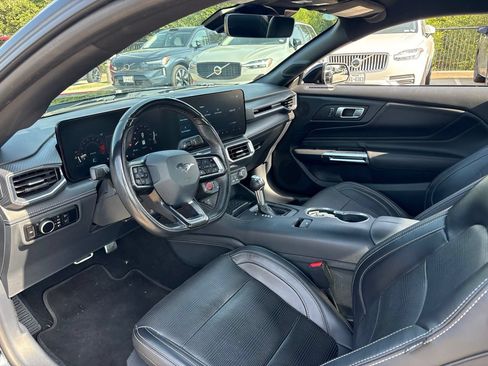 Used 2024 Ford Mustang GT Premium RWD image 17