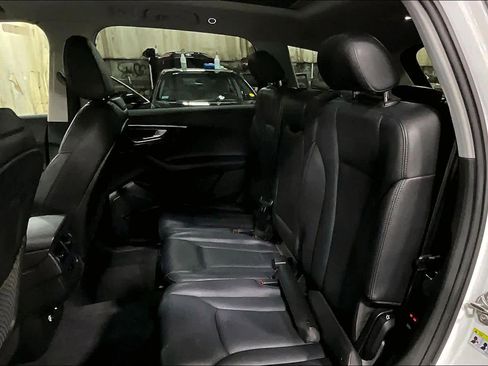 Used 2019 Audi Q7 3.0T Premium Plus AWD/4WD image 21