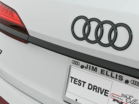 New 2025 Audi Q7 3.0T Premium Plus image 41