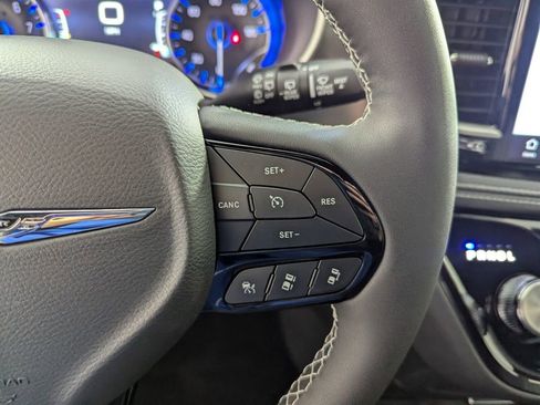 New 2026 Chrysler Pacifica Select w/ S Appearance Package image 20