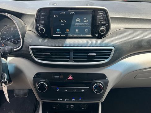 Used 2020 Hyundai Tucson SE w/ Cargo Package FWD image 13