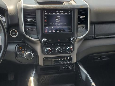 Used 2020 RAM 1500 Big Horn AWD/4WD image 34