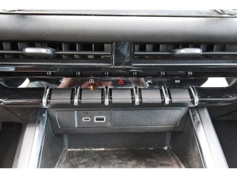 Used 2024 GMC Canyon Elevation w/ Convenience Package RWD image 25