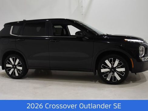 New 2026 Mitsubishi Outlander SE image 3