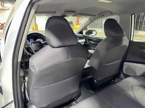 Used 2024 Toyota Camry LE FWD image 27