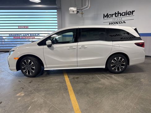New 2026 Honda Odyssey Elite image 8