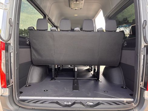 Used 2024 Mercedes-Benz Sprinter 2500 image 22
