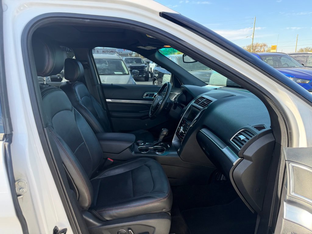 Used 2016 Ford Explorer Sport w/ Equipment Group 401A AWD/4WD image 17