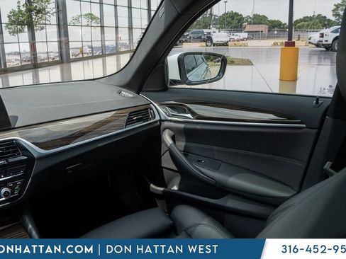 Used 2020 BMW 530i w/ Convenience Package RWD image 19