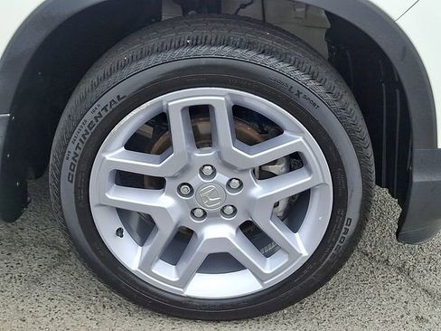 Certified 2024 Honda Passport EX-L image 8