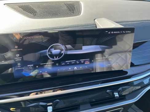 New 2026 BMW X5 xDrive40i AWD/4WD image 18