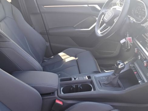 Certified 2025 Audi Q3 2.0T Premium w/ Black Optic Sport Package image 27