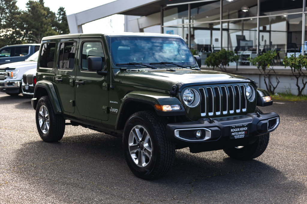 Used 2023 Jeep Wrangler Unlimited Sahara AWD/4WD image 7