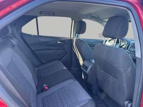 Used 2023 Chevrolet Equinox LT FWD image 12