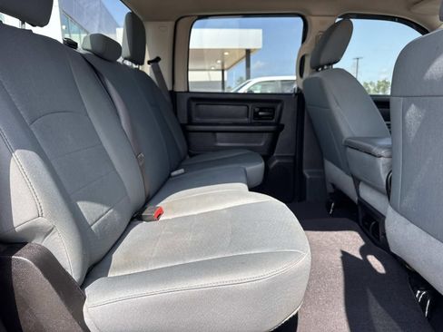 Used 2019 RAM 1500 Express w/ Express Value Package RWD image 9