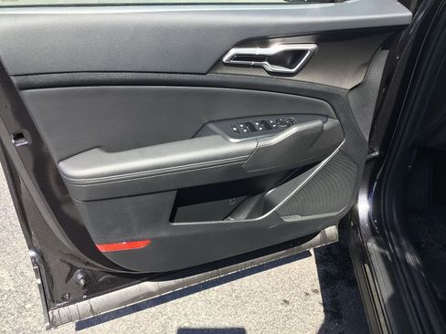 New 2026 Kia Sportage X-Line w/ X-Line Premium Package image 9