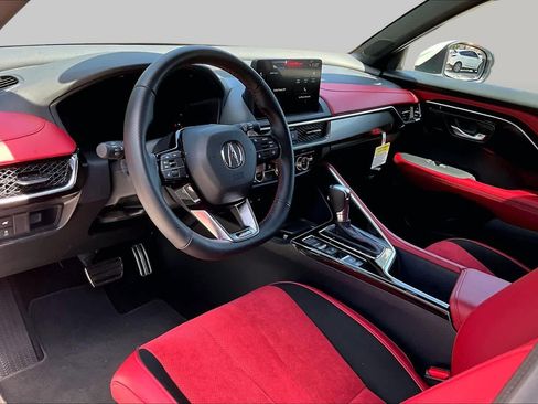 Certified 2025 Acura ADX A-Spec AWD/4WD image 18