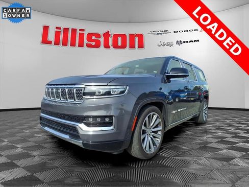 Used 2023 Jeep Grand Wagoneer L Series II image 3