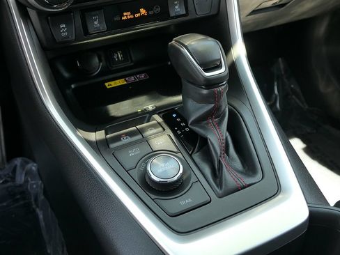 Used 2024 Toyota RAV4 XSE w/ Weather Package AWD/4WD image 24