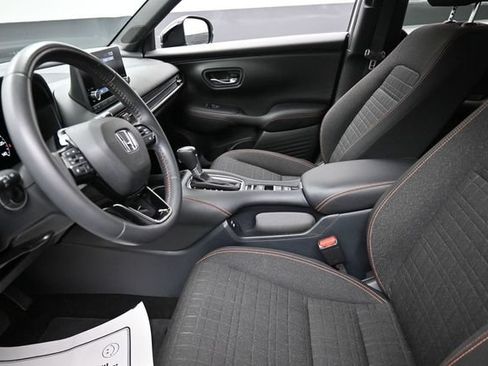 Used 2024 Honda HR-V Sport image 16