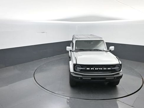 New 2026 Ford Bronco Outer Banks image 18