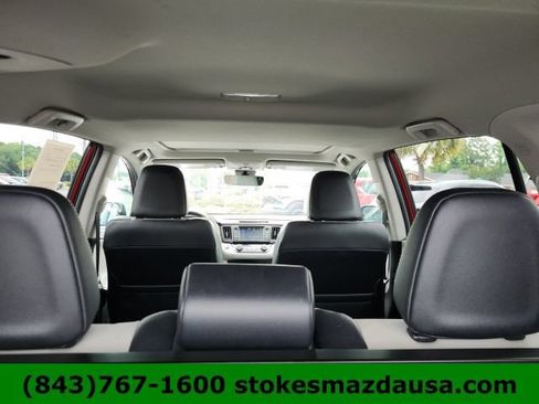 Used 2018 Toyota RAV4 Limited FWD image 4