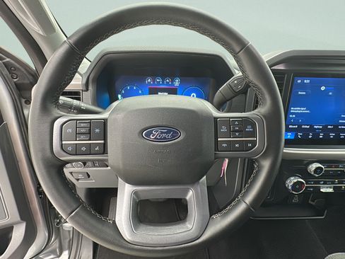 Used 2025 Ford F150 XLT w/ Equipment Group 301A Standard AWD/4WD image 15