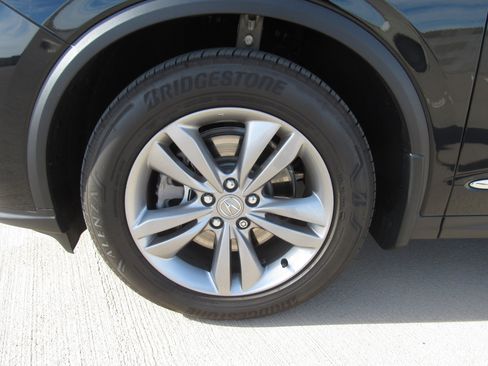 Certified 2025 Acura MDX SH-AWD image 4