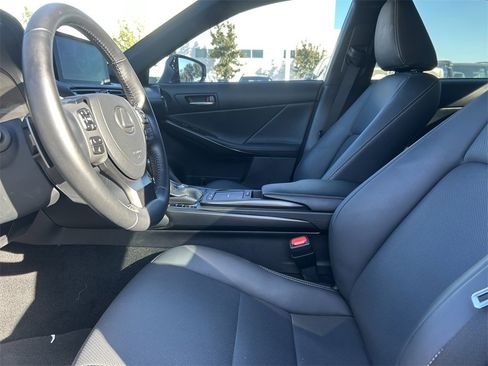 Used 2023 Lexus IS 350 F Sport image 12