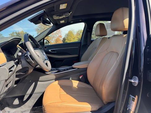 Used 2023 Hyundai Sonata Limited image 11