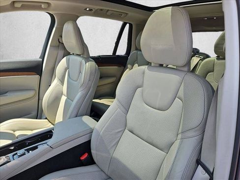 Used 2017 Volvo XC90 T6 Inscription w/ Vision Package AWD/4WD image 17