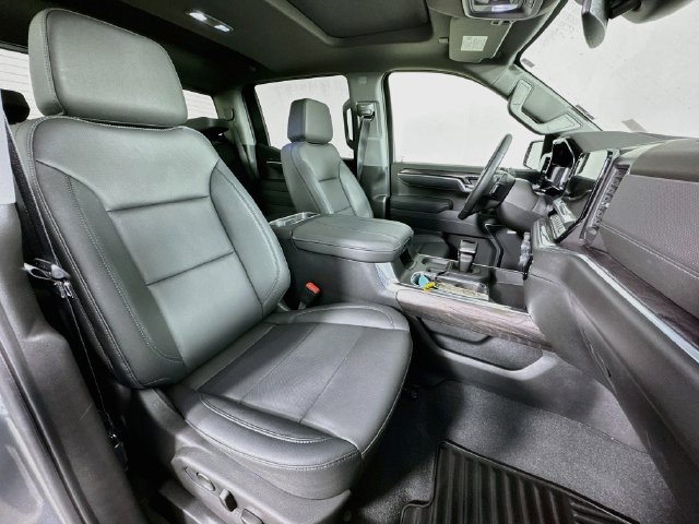Used 2026 Chevrolet Silverado 1500 LTZ w/ LTZ Premium Package AWD/4WD image 30