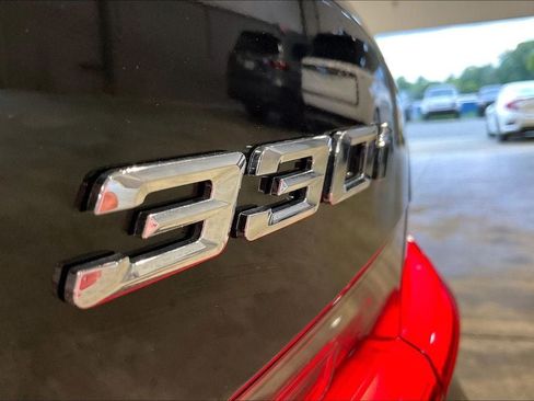 Used 2020 BMW 330i xDrive Sedan w/ Convenience Package AWD/4WD image 25