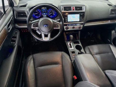 Used 2016 Subaru Outback 3.6R Limited image 17