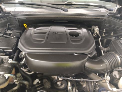 Used 2021 Jeep Grand Cherokee Laredo w/ Security & Convenience Group AWD/4WD image 30